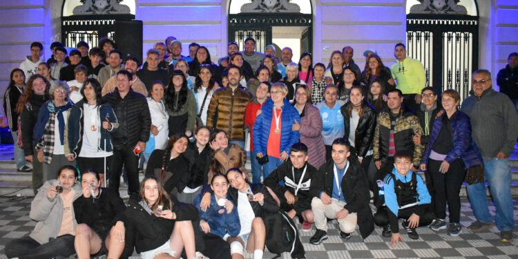 ¡BIENVENIDOS! YA ESTA DE REGRESO LA DELEGACIÓN QUE REPRESENTO A BRAGADO EN MAR DEL PLATA