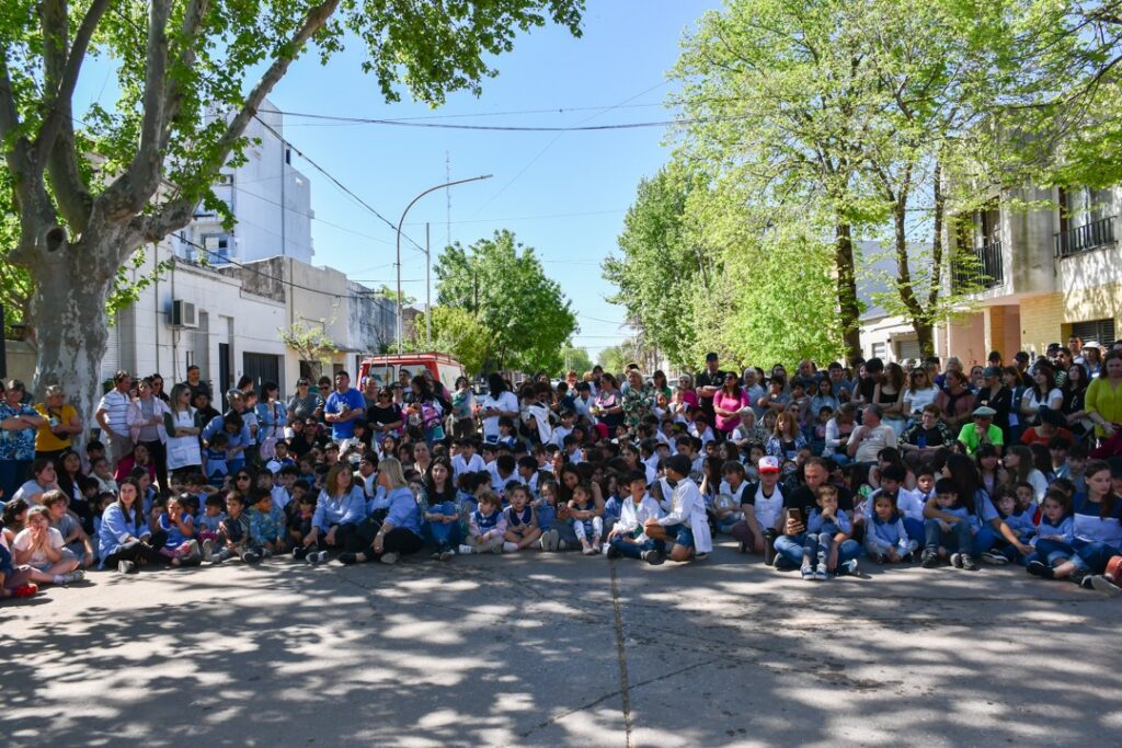 CON LA MUESTRA DEL MUSEO, SE ABRIO EL PROGRAMA DE LA FIESTA DEL CABALLO 2025 7 iriarte y gente museo