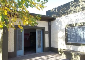 “UNA OBRA EN LA ESCUELA 35 QUE COSTÓ CASI 200 MILLONES DE PESOS Y CON UNA PÉSIMA TERMINACIÓN” 6 “UNA OBRA EN LA ESCUELA 35 QUE COSTÓ CASI 200 MILLONES DE PESOS Y CON UNA PÉSIMA TERMINACIÓN”