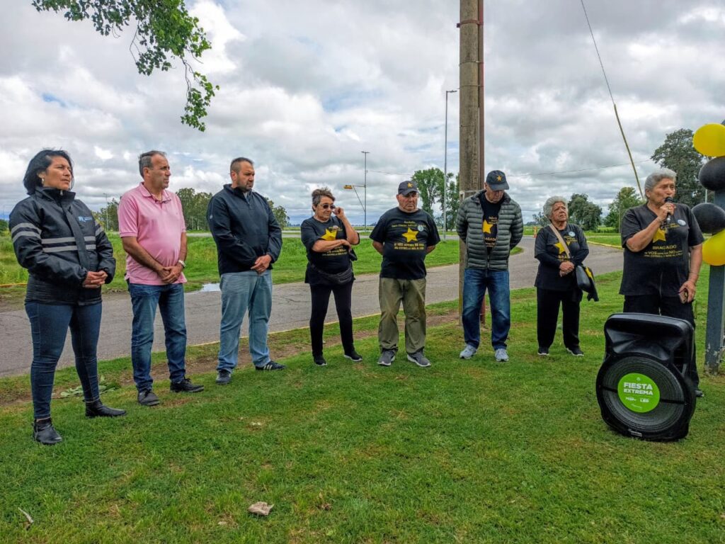 ESTRELLAS AMARILLAS REALIZO UN ACTO POR EL DÍA MUNDIAL DE LAS VÍCTIMAS DE ACCIDENTES VIALES 5 estrellas amarillas homenaje vicitimas2