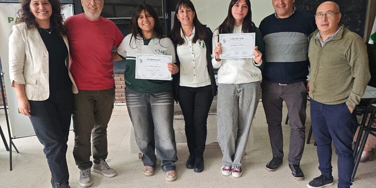 SEOCA PARTICIPO DE LA ENTREGA DE DIPLOMAS DE LAS PASANTIAS EDUCATIVAS DE LA ESCUELA MEDIA N° 3.