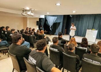 CAPACITACIÓN PARA AGENTES DE TRANSITO SOBRE ESTRÉS LABORAL Y SALUD EMOCIONAL