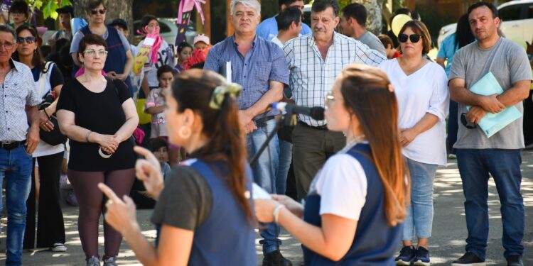 EL MUNICIPIO ACOMPAÑÓ LA CAMINATA POR EL DÍA INTERNACIONAL DE LAS PERSONAS CON DISCAPACIDAD