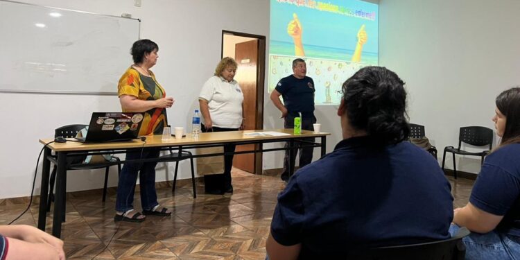 BOMBEROS EN CAPACITACIÓN CONSTANTE: PRIMEROS AUXILIOS EMOCIONALES