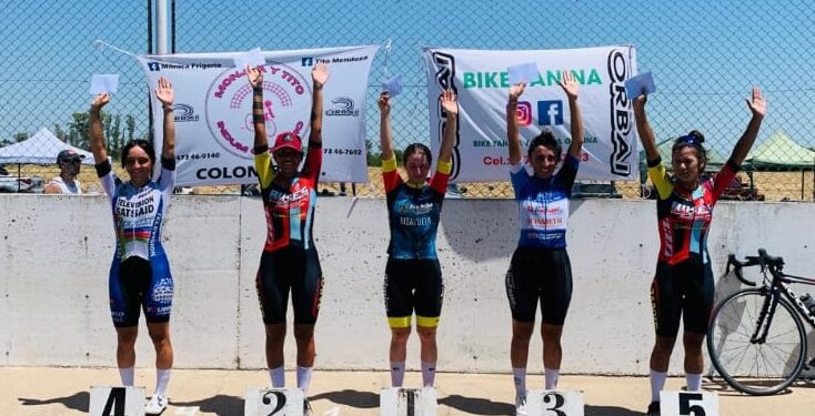 BRAGADO CICLES EN LA CIUDAD DE COLON: PODIOS EN DAMAS 1 BRAGADO CICLES EN LA CIUDAD DE COLON: PODIOS EN DAMAS