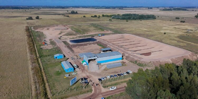 ORLANDO COSTA ESPERA QUE LA PROVINCIA AYUDE A BRAGADO PARA SANEAR EL BASURAL