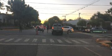 AFORTUNADAMENTE SIN HERIDOS, CHOQUE DE MOTO Y AUTO