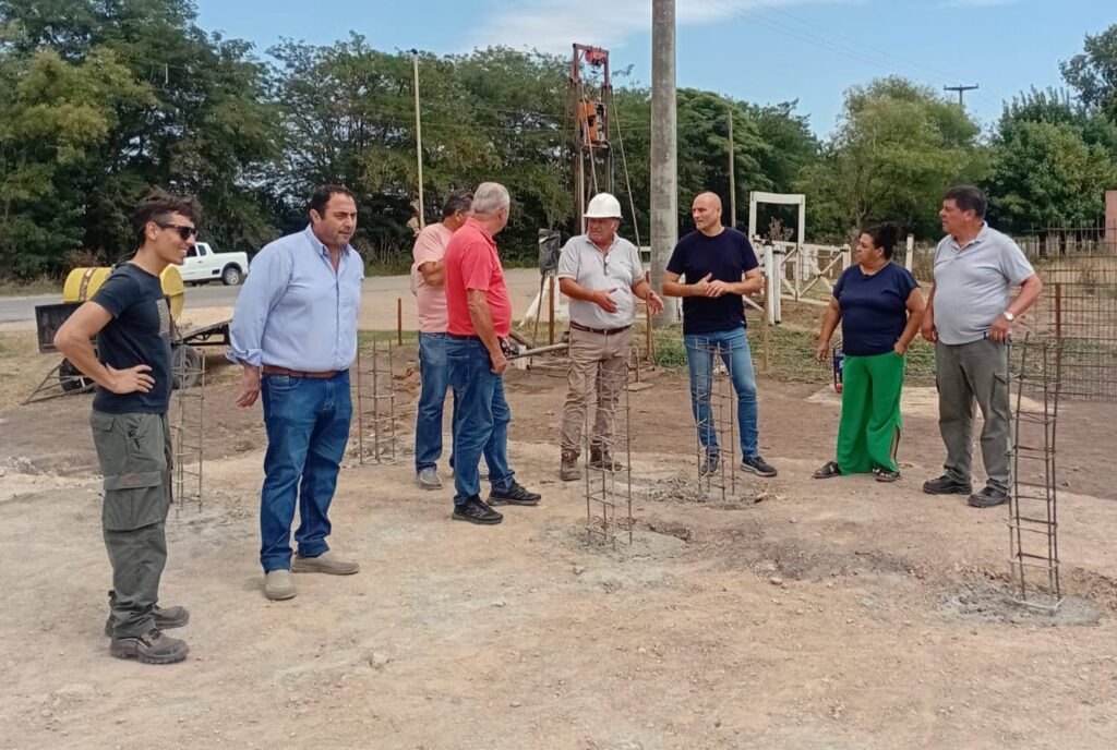 LA OBRA DE GAS NATURAL EN MECHITA EN SUS TRAMOS FINALES 6 gasn natual mechita