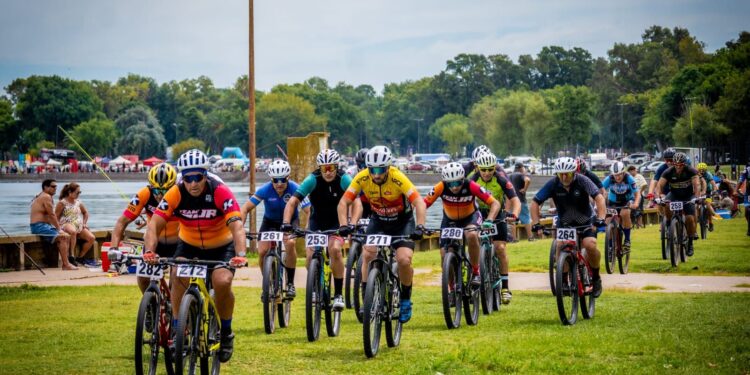 VARIOS CORREDORES DE BRAGADO EN LA PRIMERA EDICIÓN DEL “DESAFIO LAGUNA DE GÓMEZ” DE RURAL BIKE