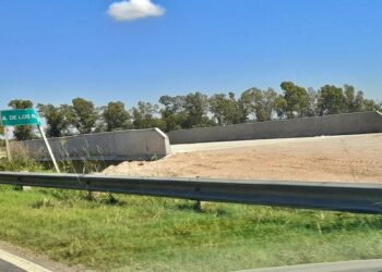 EL EX INTENDENTE GATICA SE MOSTRO CONTRARIO A GENERAR MAS COBROS DE PEAJES CON OBRAS INCONCLUSAS EN LA RUTA 5 6 INCERTIDUMBRE POR OBRAS EN LA AU 5: PARALIZAN LAS OBRAS POR FALTA DE PAGO