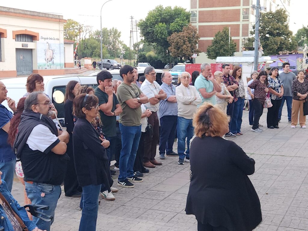 homenaje evita disidentes 2