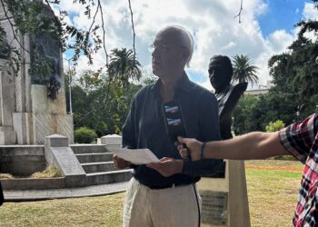 LA UCR RINDIÓ HOMENAJE A LOS MILITANTES: “LA MEMORIA ES IMPRESCINDIBLE SI RECUERDA HACIA MAÑANA.” 7 LA UCR RINDIÓ HOMENAJE A LOS MILITANTES: “LA MEMORIA ES IMPRESCINDIBLE SI RECUERDA HACIA MAÑANA.”