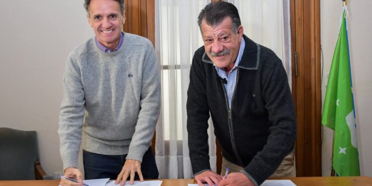 POLIDEPORTIVO: VISITA DEL MINISTRO GABRIEL KATOPODIS CON MUY BUENAS NOTICIAS