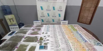 ALLANAMIENTO EN JUNIN: APREHENDEN A UNA JOVEN ORIUNDA DE COMODORO PY, POR VENTA DE DROGA