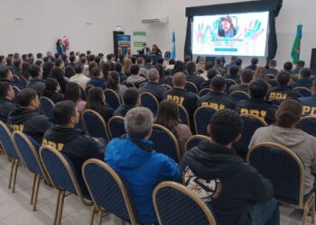 CAPACITACIÓN EN CIBERDELITOS, TECNOLOGÍAS APLICADAS A LA FUNCIÓN POLICIAL Y ABORDAJE EN LA TEMÁTICA DE GROOMING.