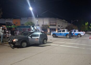 ACCIDENTE EN LA MADRUGADA. UNA JOVEN QUE IBA EN MOTO, RESULTO HERIDA