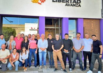 MONZON REPRESENTO A BRAGADO EN UN PLENARIO DE LA LIBERTAD AVANZA DE LA 4TA.