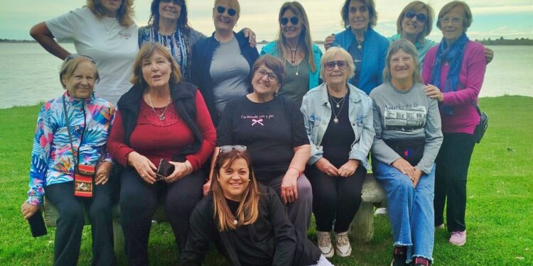 JORNADA RECREATIVA PARA ADULTOS MAYORES ORGANIZADA POR LA LIBERTAD AVANZA