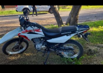 EL SÁBADO LE HURTARON LA MOTO PERO FELIZMENTE FUE RECUPERADA POR POLICÍA