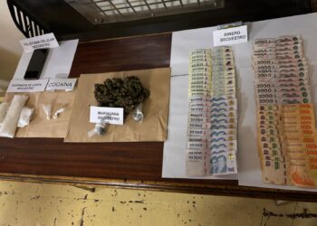 GOLPE AL NARCOMENUDEO EN BRAGADO. SECUESTRO DE MARIHUANA, COCAINA Y DINERO EN EFECTIVO