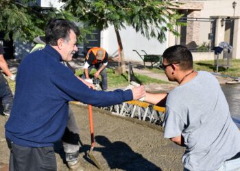 BARENGHI ANUNCIO QUE EN BREVE SE INICIARÁ LA REPAVIMENTACIÓN DE UN TRAMO DE LA CALLE COMBATE DE SAN LORENZO