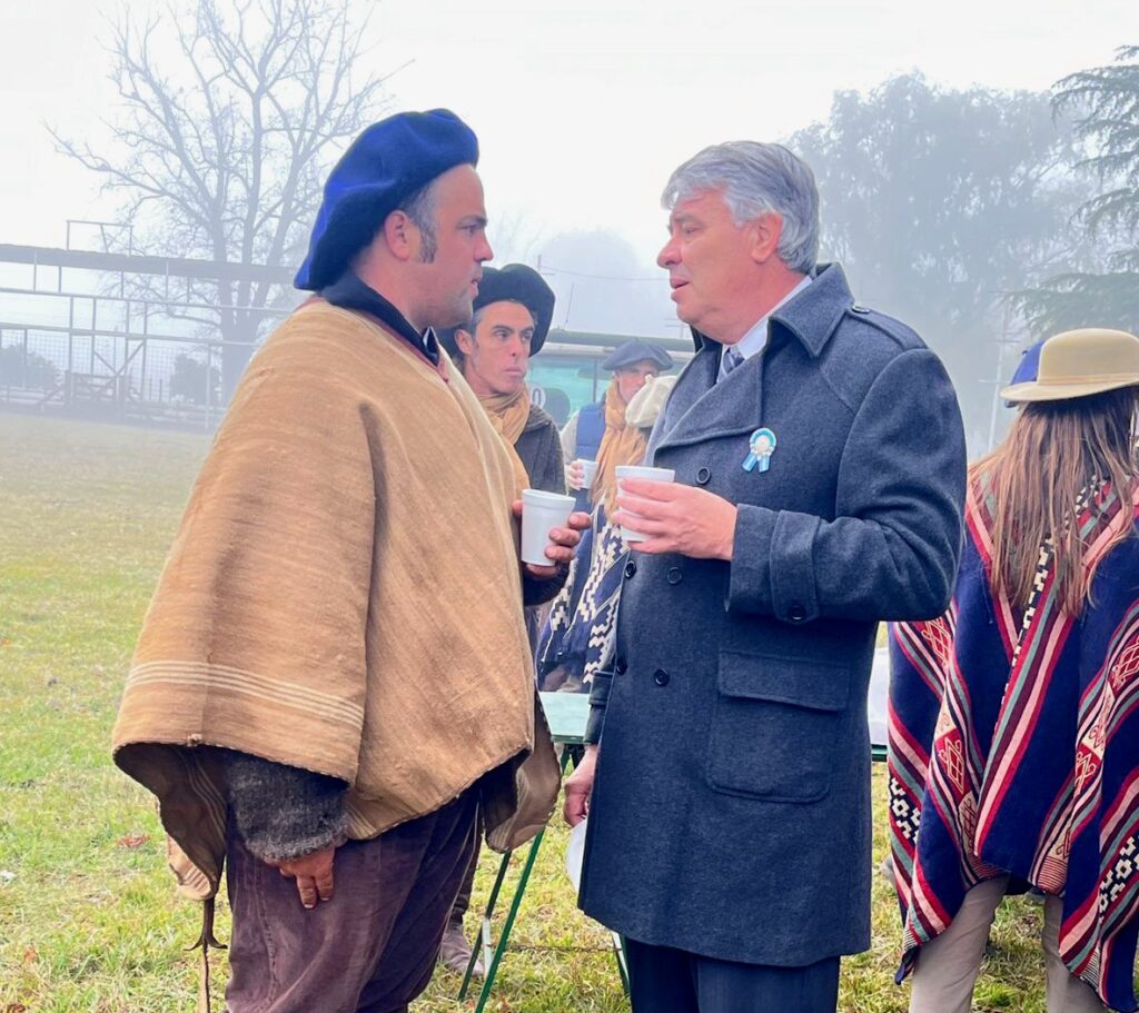 EL 25 DE MAYO Y LA "FIESTA NACIONAL DEL CABALLO": SE REALIZO NUEVAMENTE LA TRADICIONAL CABALGATA 5 cabalgata 25