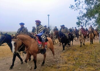 EL 25 DE MAYO Y LA “FIESTA NACIONAL DEL CABALLO”: SE REALIZO NUEVAMENTE LA TRADICIONAL CABALGATA