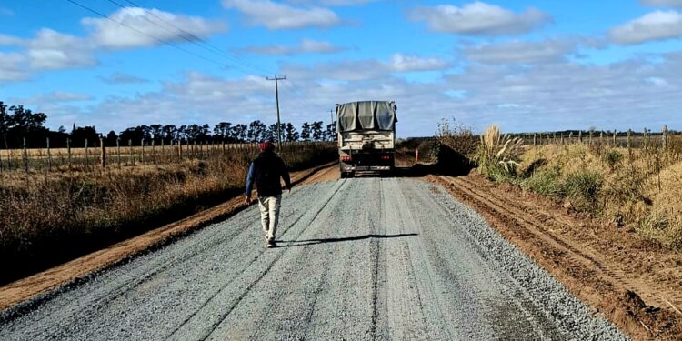 SIGUE ADELANTE LA OBRA DE CONSOLIDADO DEL ACCESO A IRALA