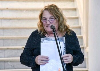 CRISIS CON FINAL ABIERTO: NO HAY REEMPLAZANTE PARA MARCELO GUARDA EN EL CONSEJO ESCOLAR. LA PRESIDENTE NO FUE A LA SESION