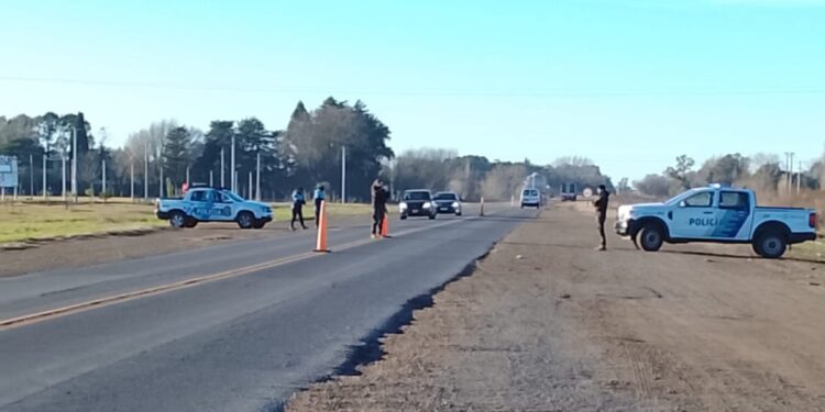 BRAGADO. REALIZAN INTENSO OPERATIVO DE  INTERCEPTACION  VEHICULO Y FALTAS GENERAL