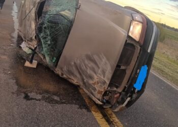 UN HOMBRE Y UNA MUJER, AMBOS DE BRAGADO, MUERTOS TRAS UN VUELCO EN LA RUTA 5
