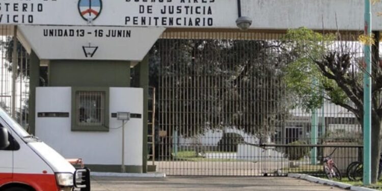 EXTORSIONABAN A SUS VÍCTIMAS DESDE UNA CÁRCEL: ALLANAMIENTO Y SECUESTRO DE CELULARES CLAVE