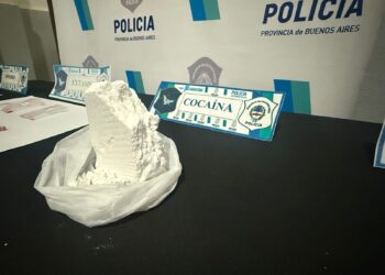 UN DETENIDO CON COCAÍNA Y PASTILLAS DE ÉXTASIS