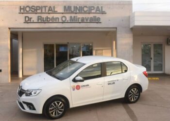 LINCOLN: EL MUNICIPIO ADQUIRIÓ UN VEHÍCULO 0KM DESTINADO A LA SECRETARÍA DE SALUD 