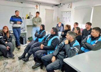 PROFESIONALES DE EDEN BRINDARON UNA CAPACITACIÓN A INSPECTORES SOBRE PROCEDIMIENTOS ANTE CONTINGENCIAS ELÉCTRICAS