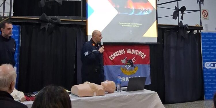 PERSONAL DE CONTROL URBANO PARTICIPÓ DE UNA CAPACITACIÓN SOBRE RCP Y PREVENCIÓN DE INTOXICACIONES POR MONÓXIDO DE CARBONO