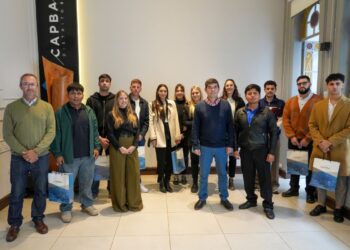 SE REALIZÓ UNA NUEVA JORNADA DE ENTREGA DE CREDENCIALES EN EL CAPBA 5