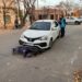 ACCIDENTE ENTRE UN AUTO Y UNA MOTO. UNA MUJER HERIDA 12 ACCIDENTE ENTRE UN AUTO Y UNA MOTO. UNA MUJER HERIDA