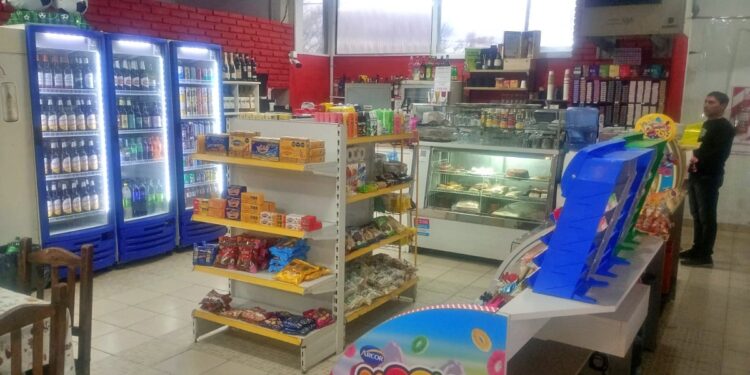 LUEGO DE UNA LICITACIÓN, REABRIO LA CONFITERIA DE “LA TERMINAL”