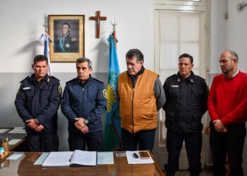SEGURIDAD: PRESENTACIÓN DEL NUEVO JEFE DE LA POLICÍA COMUNAL BRAGADO