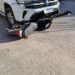 UNA MOTO LITERALMENTE QUEDO DEBAJO DE UNA CAMIONETA. UNA JOVEN HERIDA 12 UNA MOTO LITERALMENTE QUEDO DEBAJO DE UNA CAMIONETA. UNA JOVEN HERIDA