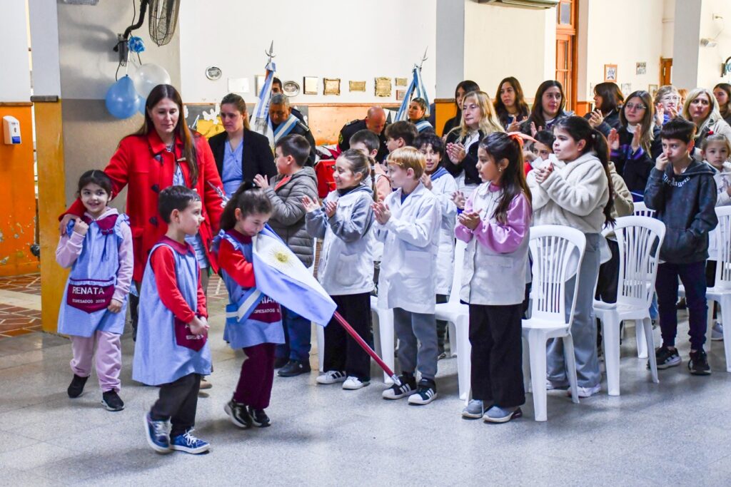 aniversario warnes 2