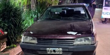 CARGARON GAS, SE FUERON SIN PAGARLO Y SE PELEARON CON LA POLICIA