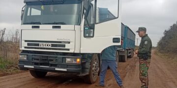 SE INFRACCIONÓ A CAMIONES POR CIRCULAR EN CAMINOS RURALES DENTRO DEL PLAZO DE RESTRICCIÓN