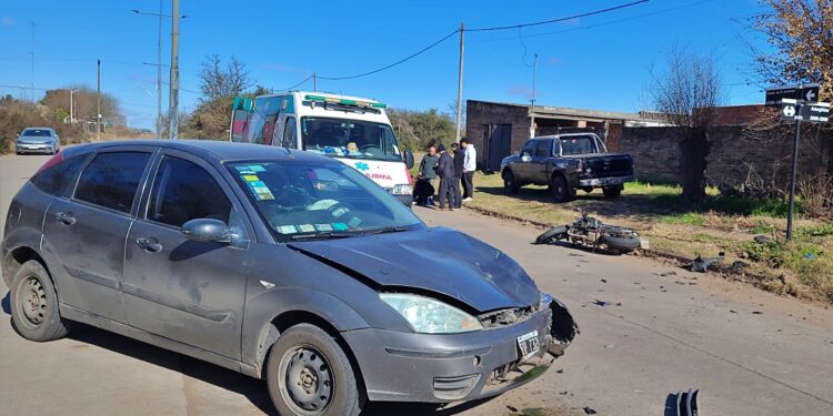 ACCIDENTES A LA ORDEN DEL DIA. DOS PERSONAS ATENDIDAS EN EL HOSPITAL