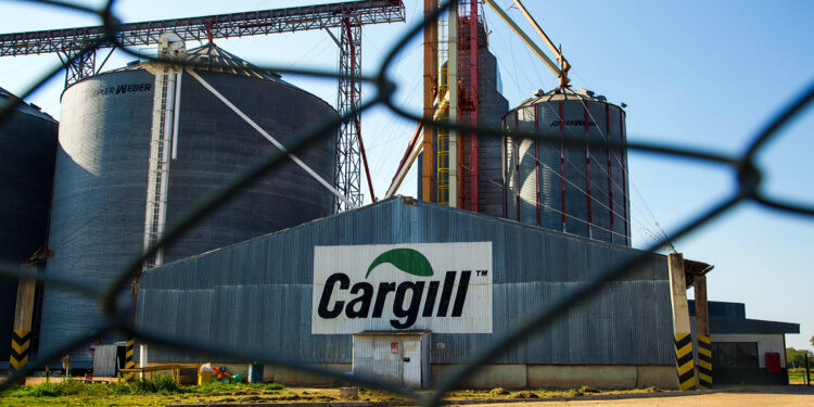 CARGILL ACLARO QUE NO CERRÓ SU PLANTA DE ARRIBEÑOS Y QUE EL CONFLICTO EXISTENTE NO INVOLUCRA PERSONAL DE LA EMPRESA