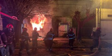 DAÑOS MATERIALES DE GRAN MAGNITUD EN UN INCENDIO EN UNA VIVIENDA