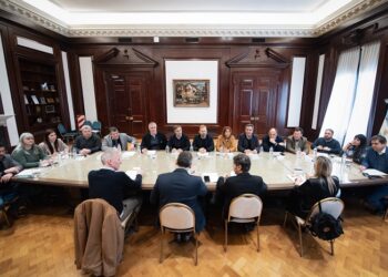 BRAGADO FIRMO CONVENIOS CON LA PROVINCIA PARA AYUDAR A EMPRENDEDORES 6 BRAGADO FIRMO CONVENIOS CON LA PROVINCIA PARA AYUDAR A EMPRENDEDORES