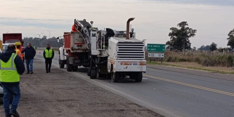 COMENZARON A REPARAR LA RUTA 5 TRAS LA ADJUDICACIÓN A CORREDOR VIAL 5 S.A.U