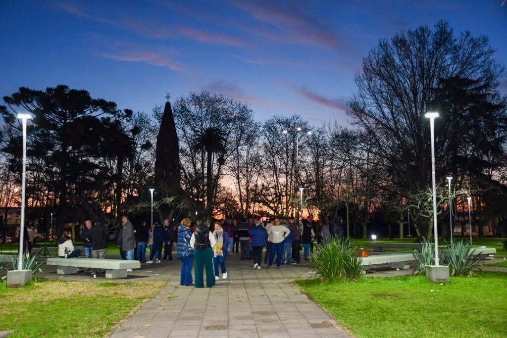 YA ESTÁN ENCENDIDAS LAS NUEVAS LUCES DE LA PLAZA DE O'BRIEN 6 1000381519